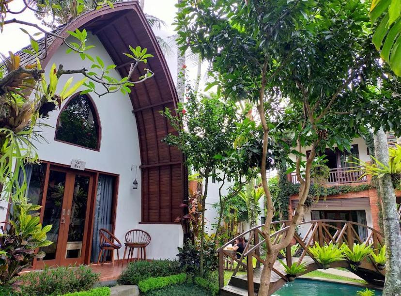 Green Bird Villa Ubud Buitenkant foto
