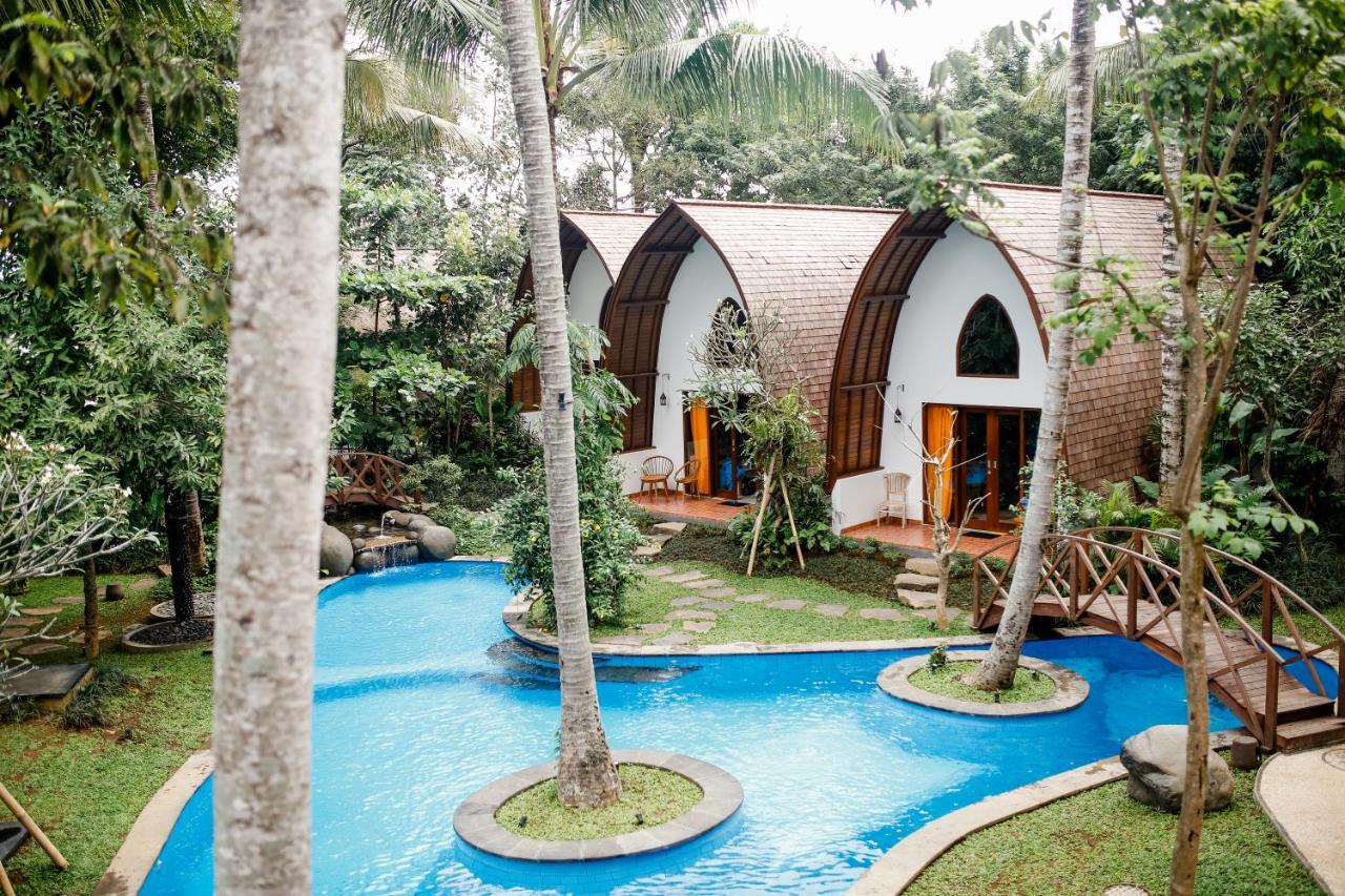 Green Bird Villa Ubud Buitenkant foto